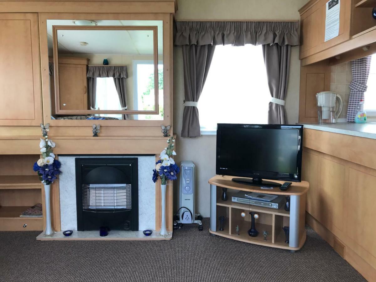 8 Berth Sunnymede  Villa Ingoldmells Bagian luar foto