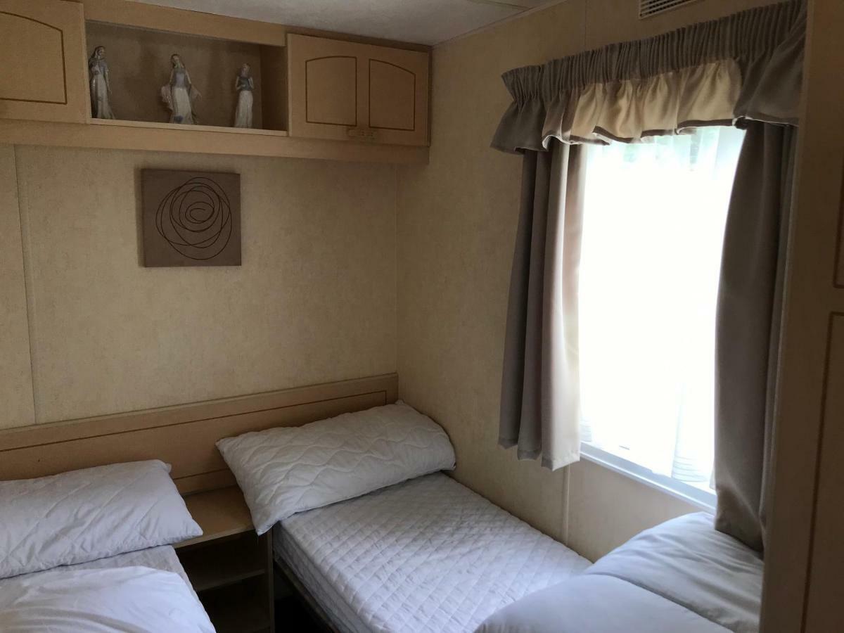 8 Berth Sunnymede  Villa Ingoldmells Bagian luar foto