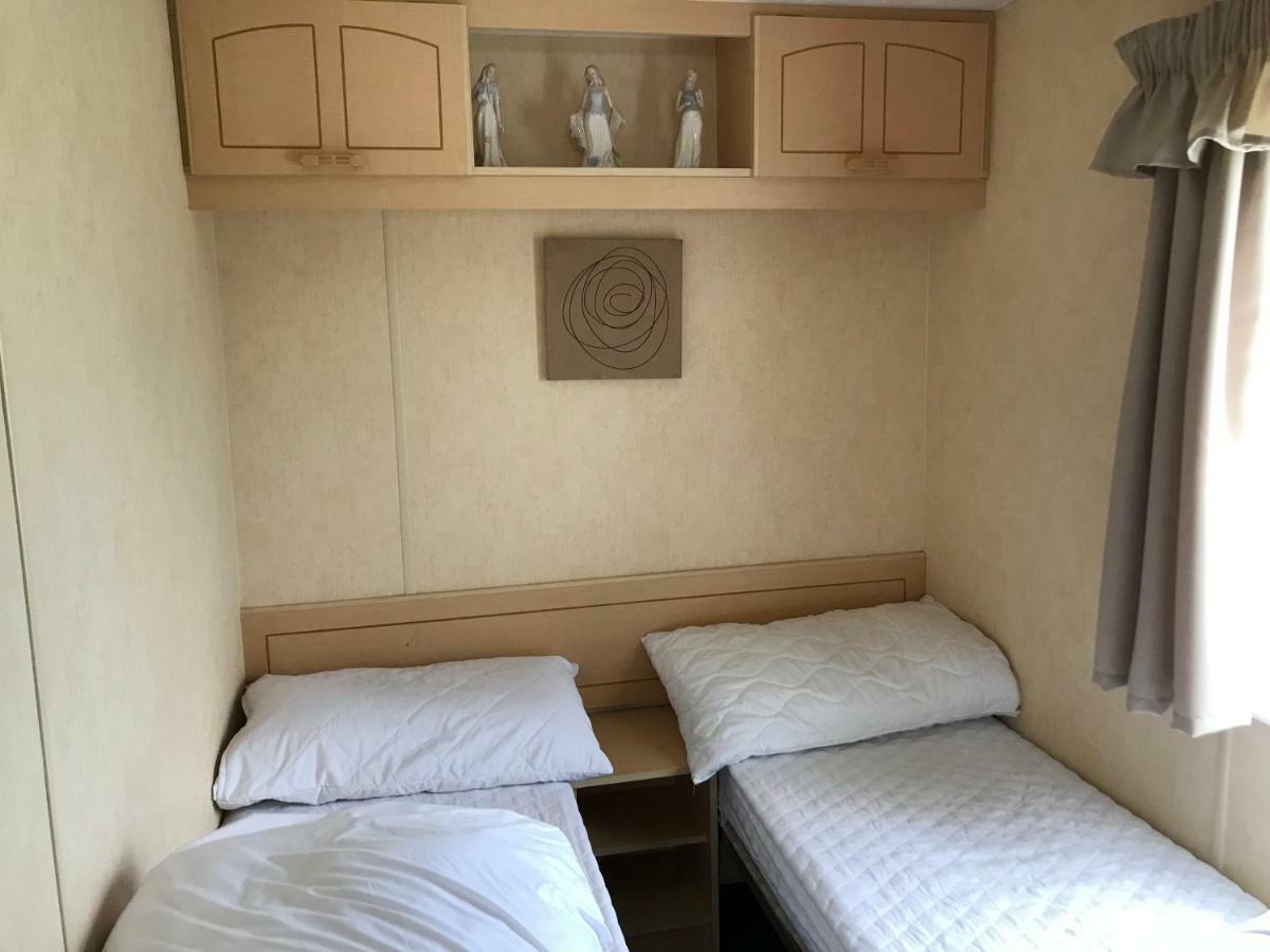 8 Berth Sunnymede  Villa Ingoldmells Bagian luar foto